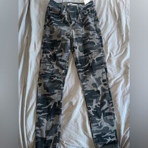 Levi’s Skinny Leg Jegging